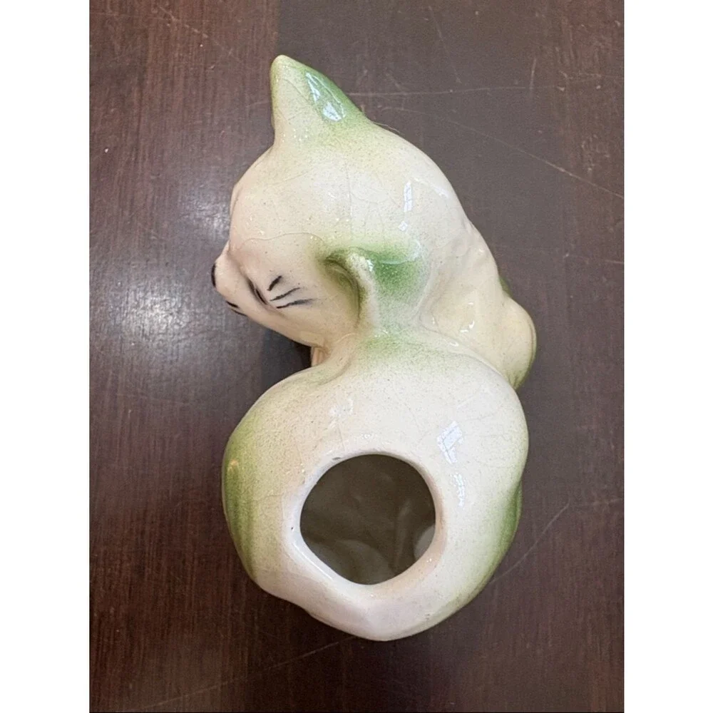 Vintage Airwick cat diffuser